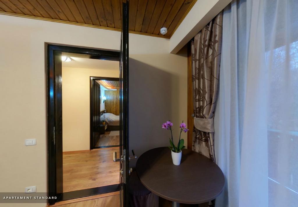 Hotel Hillden Lodge&Restaurant Drumu Carului Exteriér fotografie
