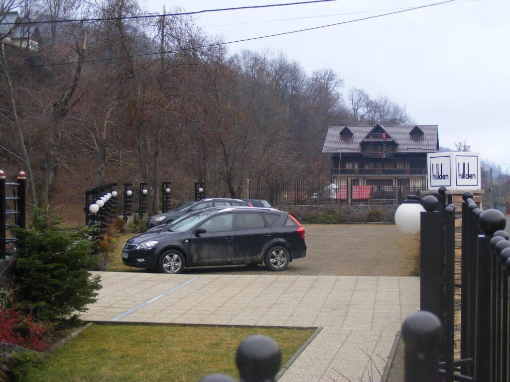 Hotel Hillden Lodge&Restaurant Drumu Carului Exteriér fotografie